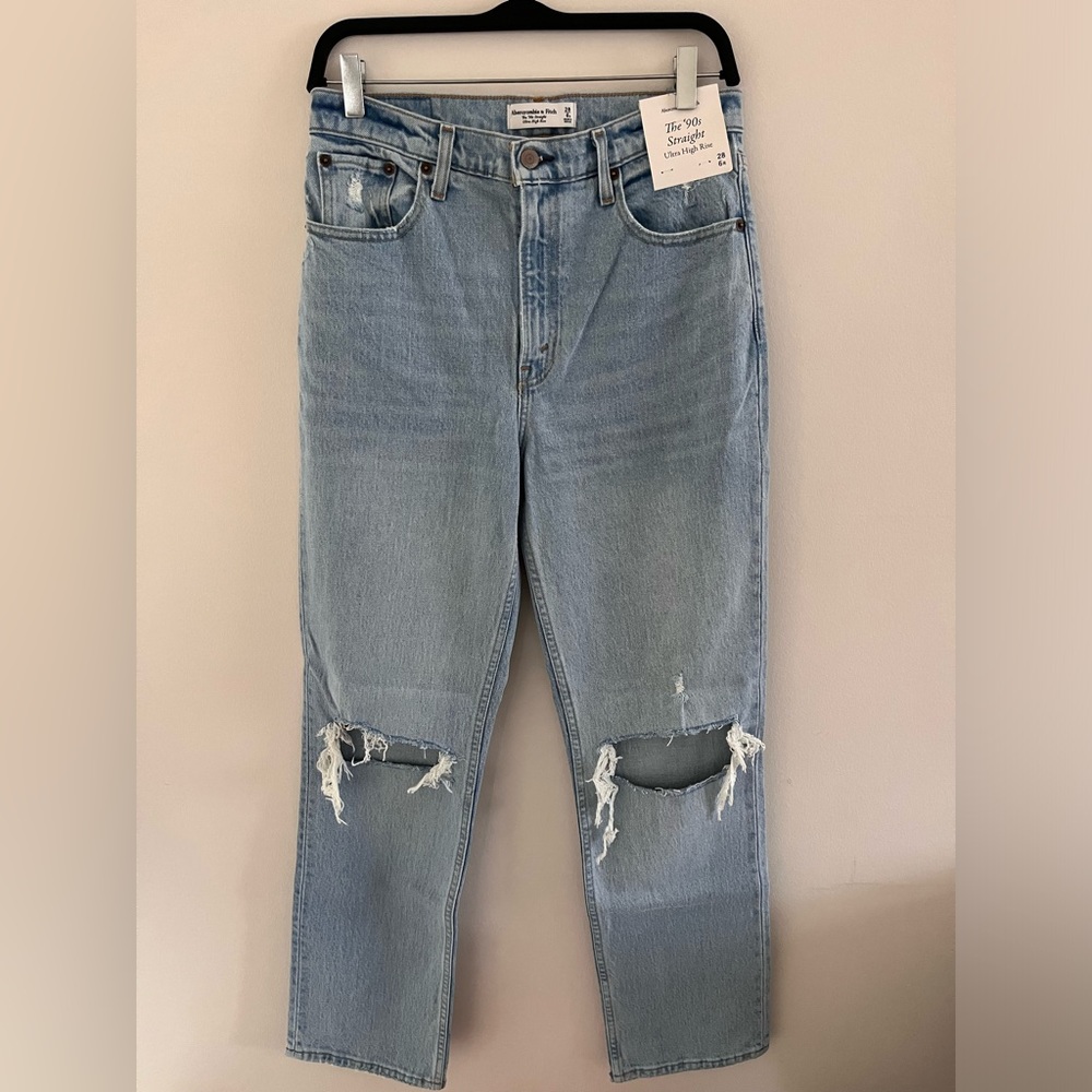 Abercrombie & Fitch The 90’s Straight Ultra High Rise